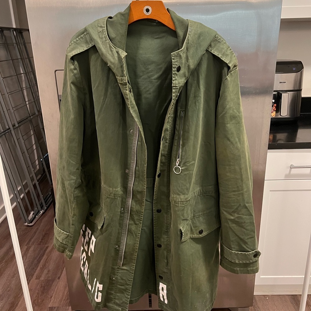 Olive Green Military Field Coat with Hood and Epaulettes